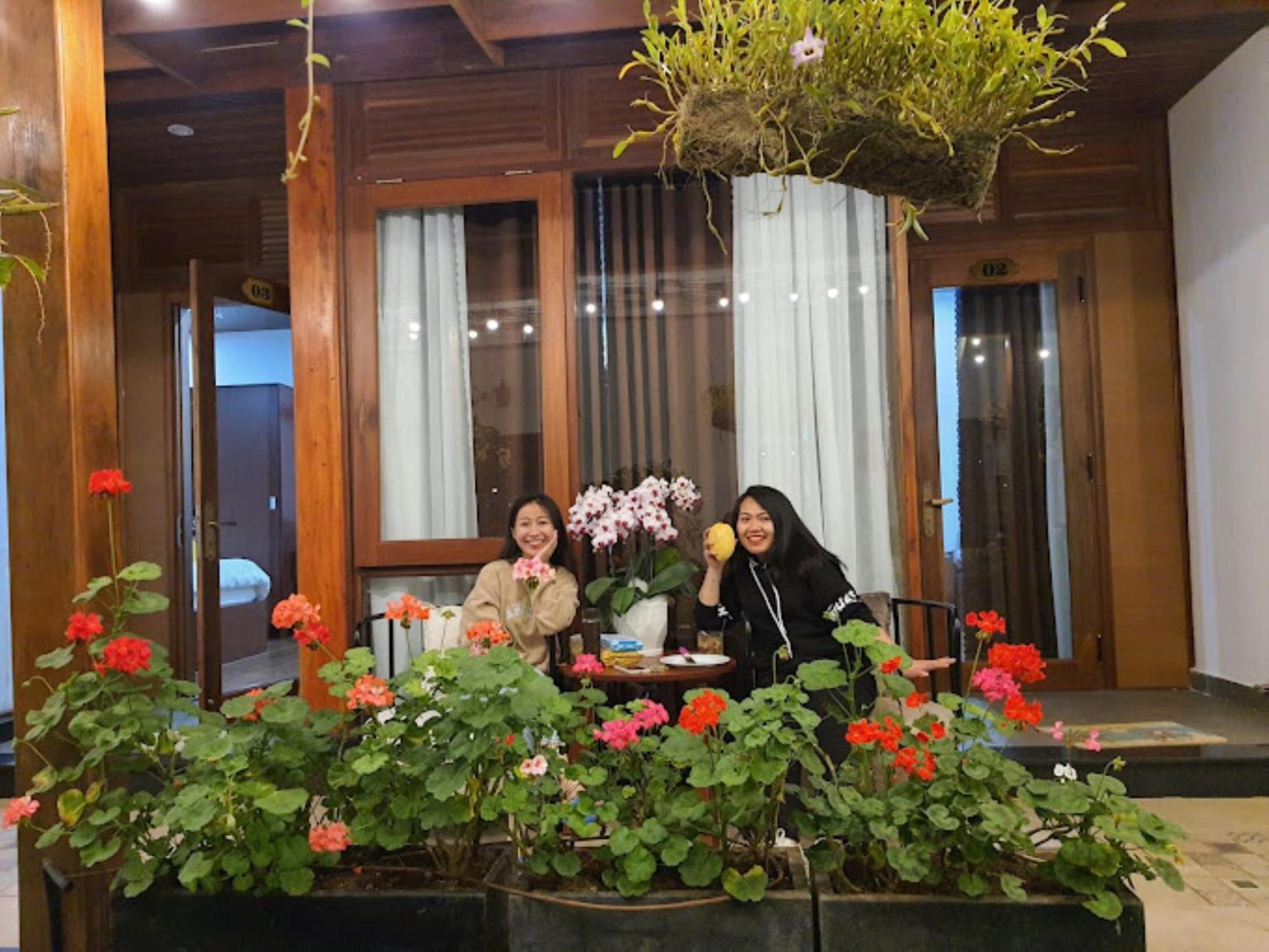 Vuon Tra Homestay Mang Den Kon Von Kla エクステリア 写真