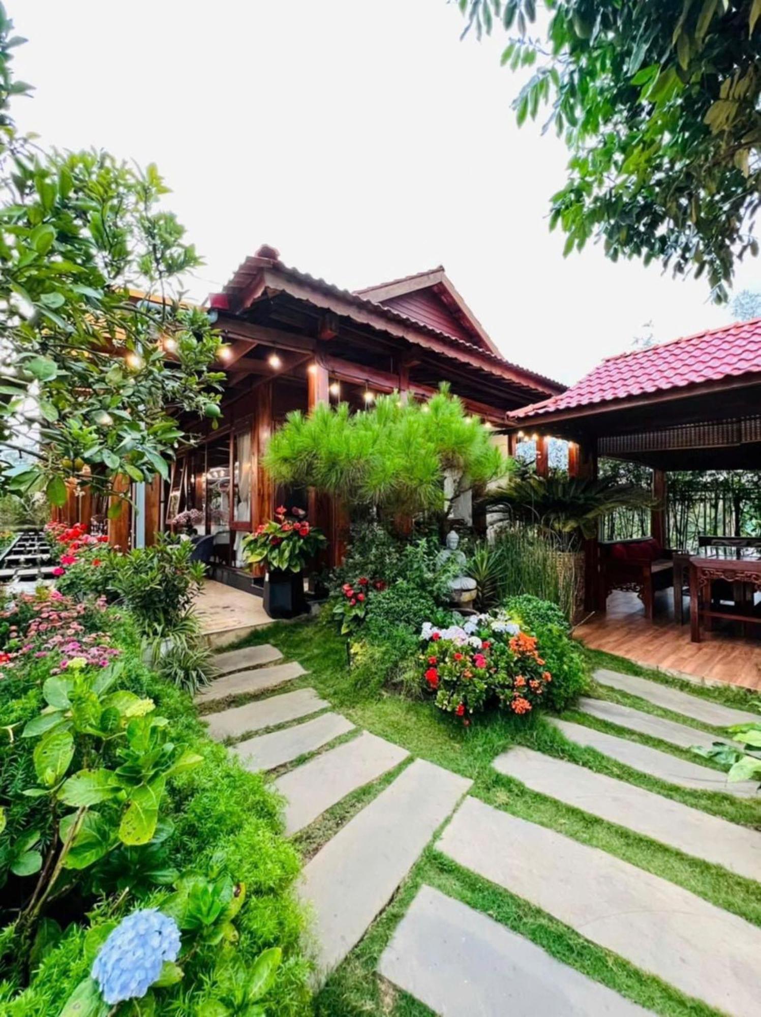 Vuon Tra Homestay Mang Den Kon Von Kla エクステリア 写真